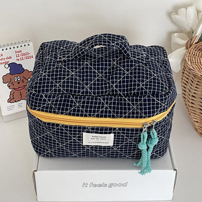 Classic Plaid Cosmetic Bag Minimalist Travel Pouch