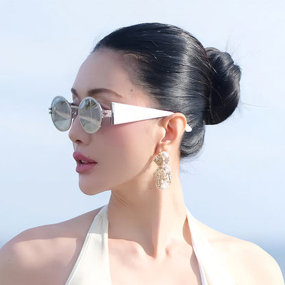 Trendy Oval Sunglasses With UV400 Protection