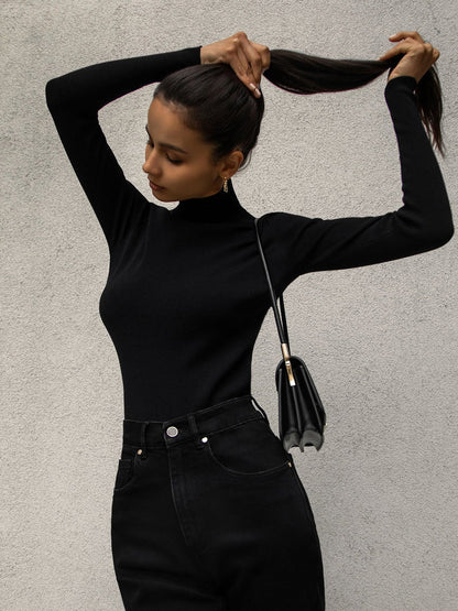 Elegant Turtleneck Long Sleeve Sweater for Casual Wear