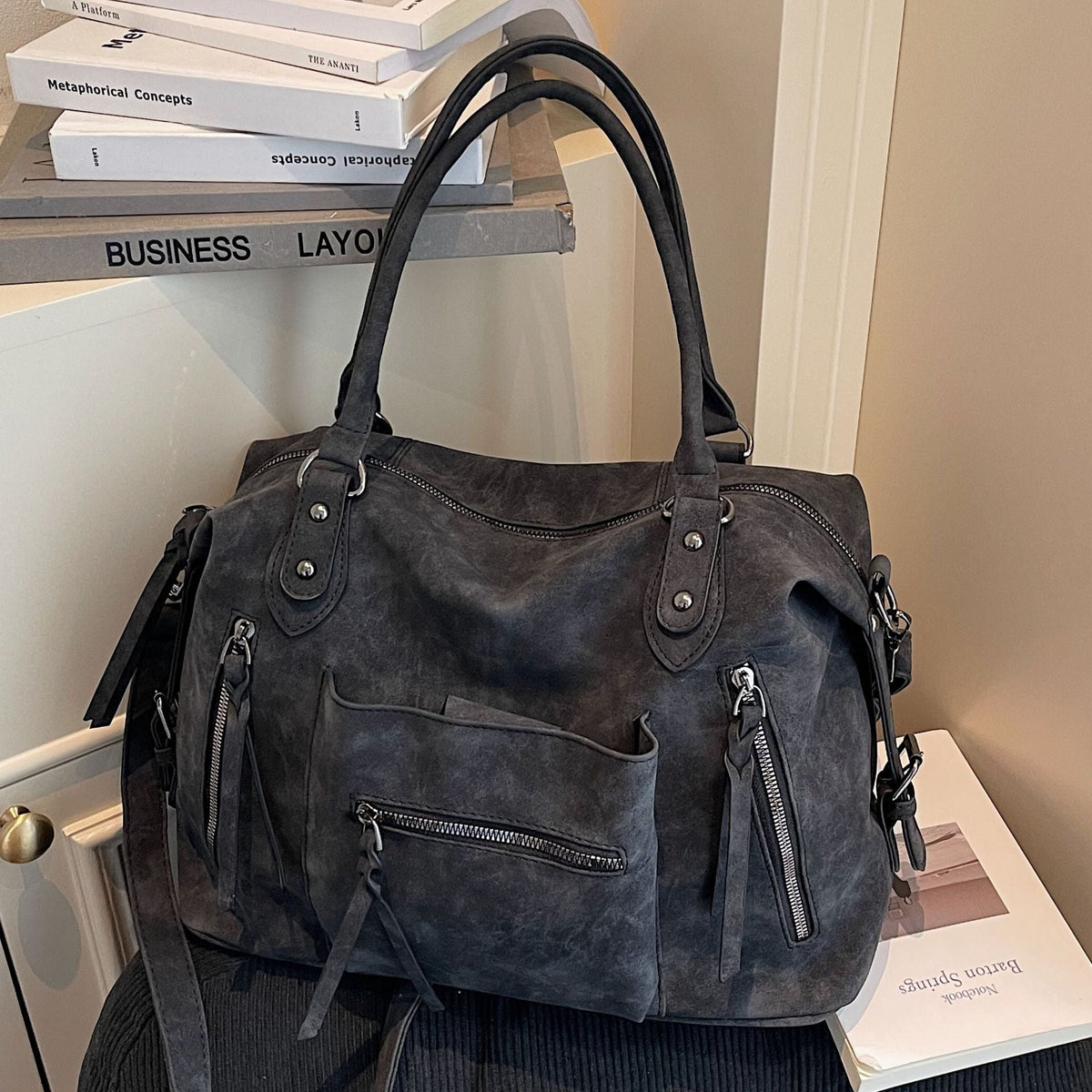 Large Capacity Retro Tote Bag Stylish Crossbody Handbag