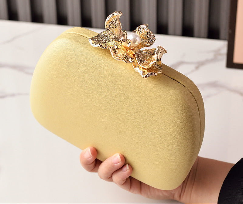 Chic Floral Evening Clutch Bag in Pastel Colors