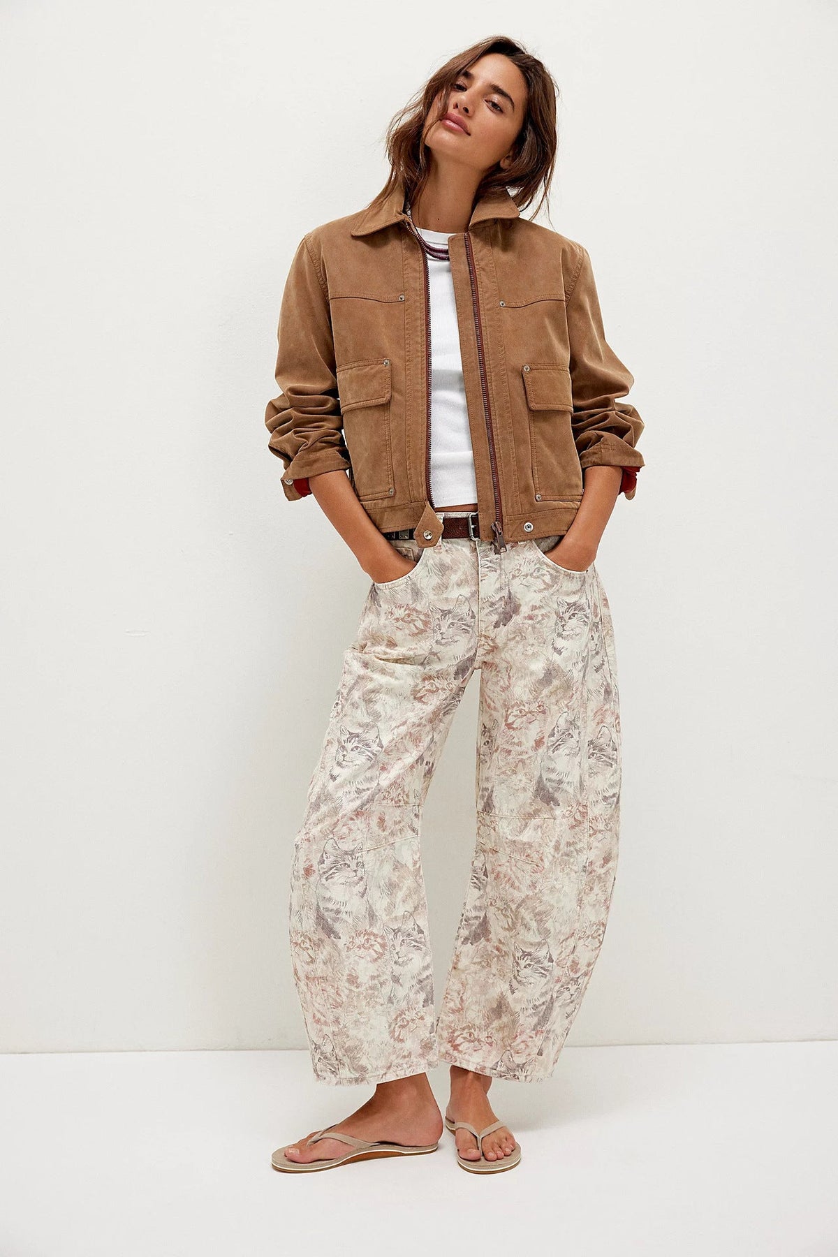Relaxed Fit Mid-Waist Denim Pants with Pockets
