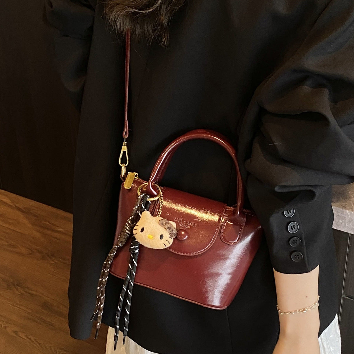 Trendy Fashion Handbag Retro Crossbody Bag PU Leather