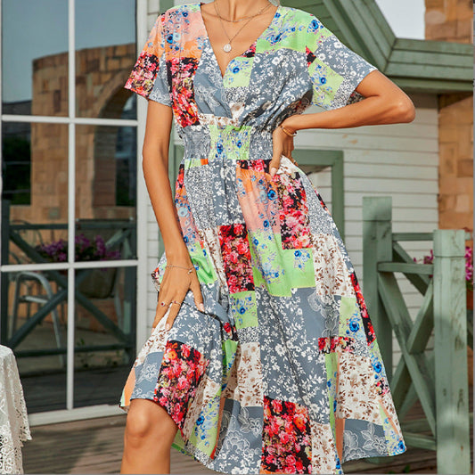 Commuter Elastic Waist V-Neck Green Small Fresh Totem Print Dress