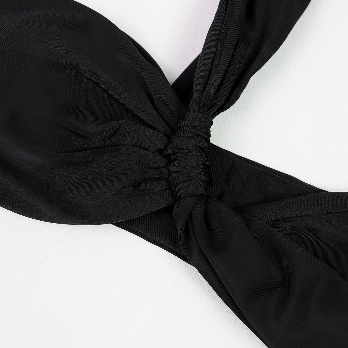 One-Shoulder Black Bandeau Bikini Swimwear