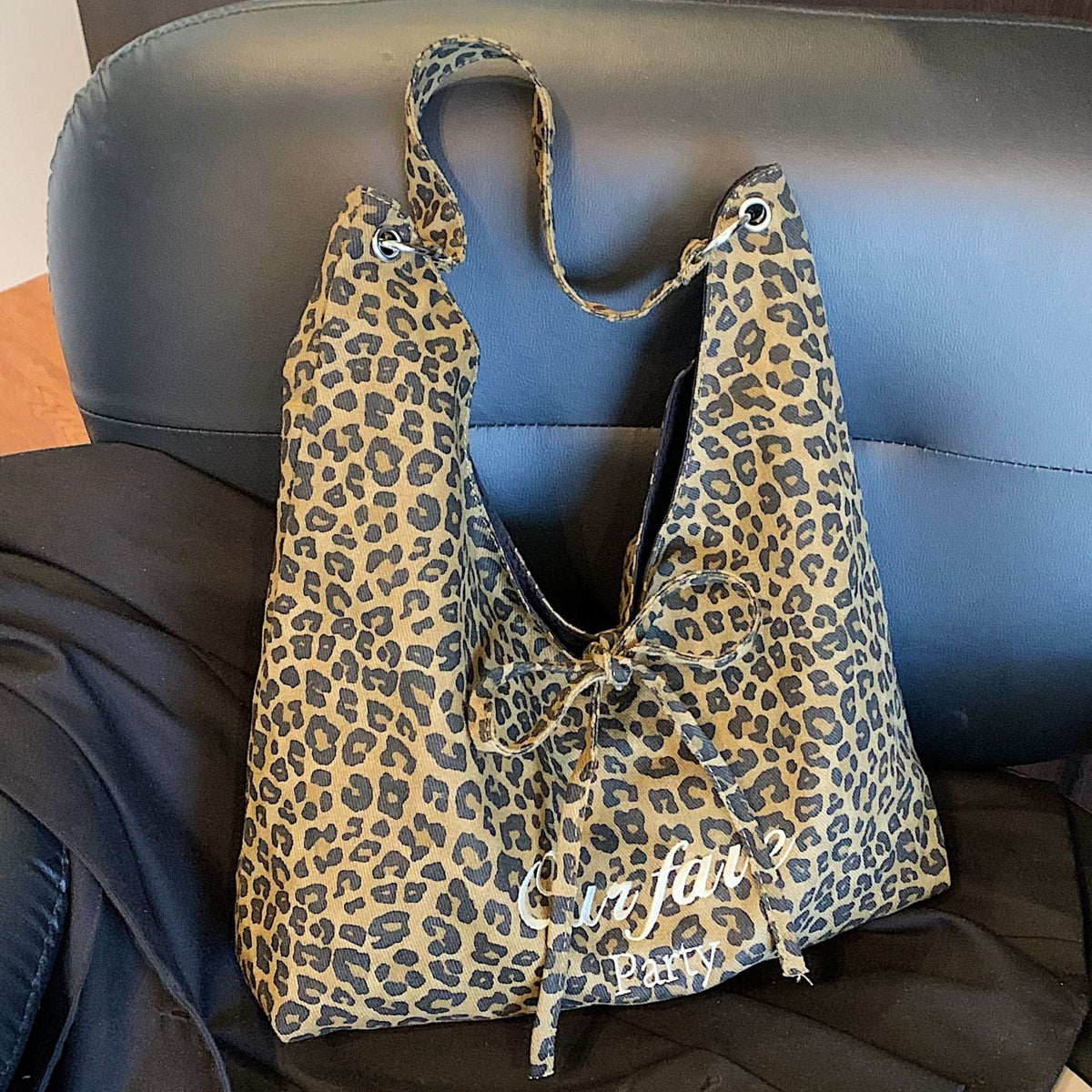 Artistic Leopard Print Tote Bag Stylish Casual Large Capacity Bag