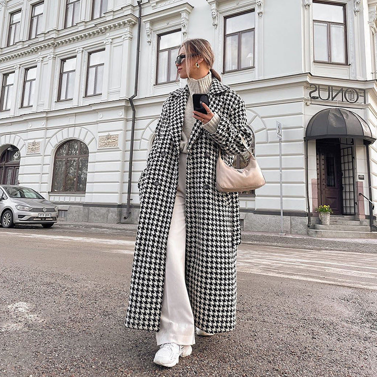 Checkered Long Trench Coat Stylish High-End Outerwear