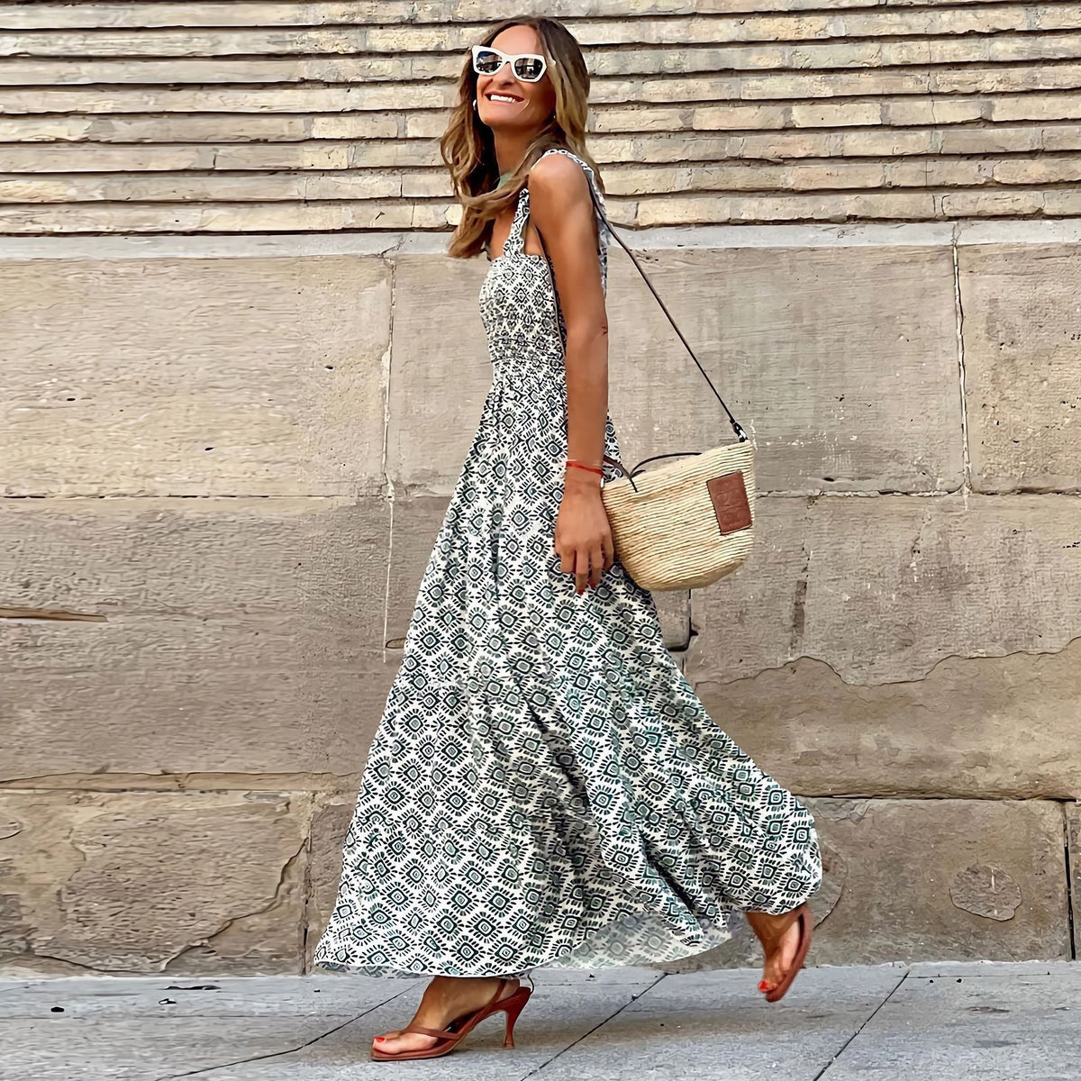 Summer Women'S Elegant Print Elastic Strap Skirt Holiday Style French Fragmented Flower Hanging Strap Long Dress