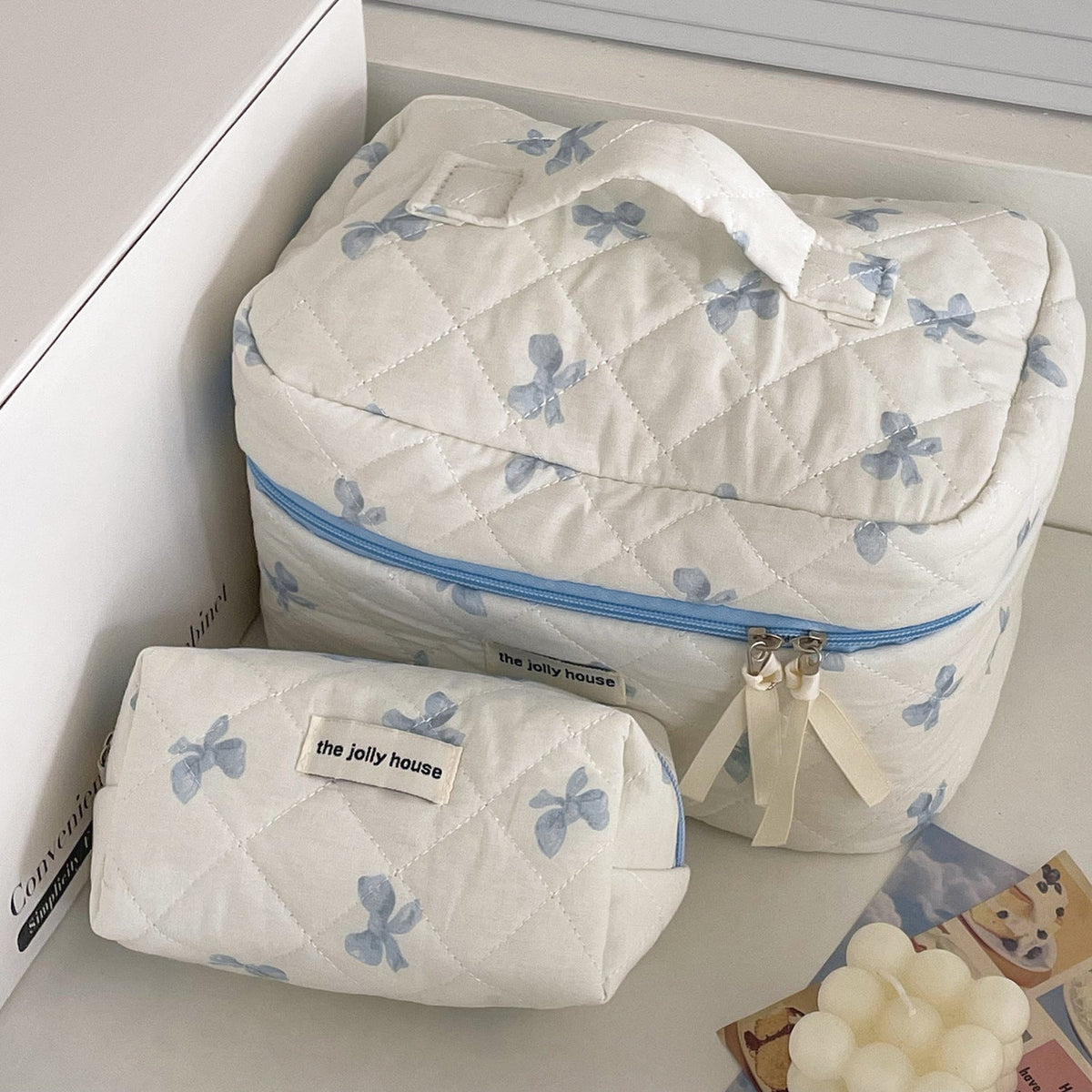 Quilted Makeup Bag with Bow Cute Portable Storage Bag