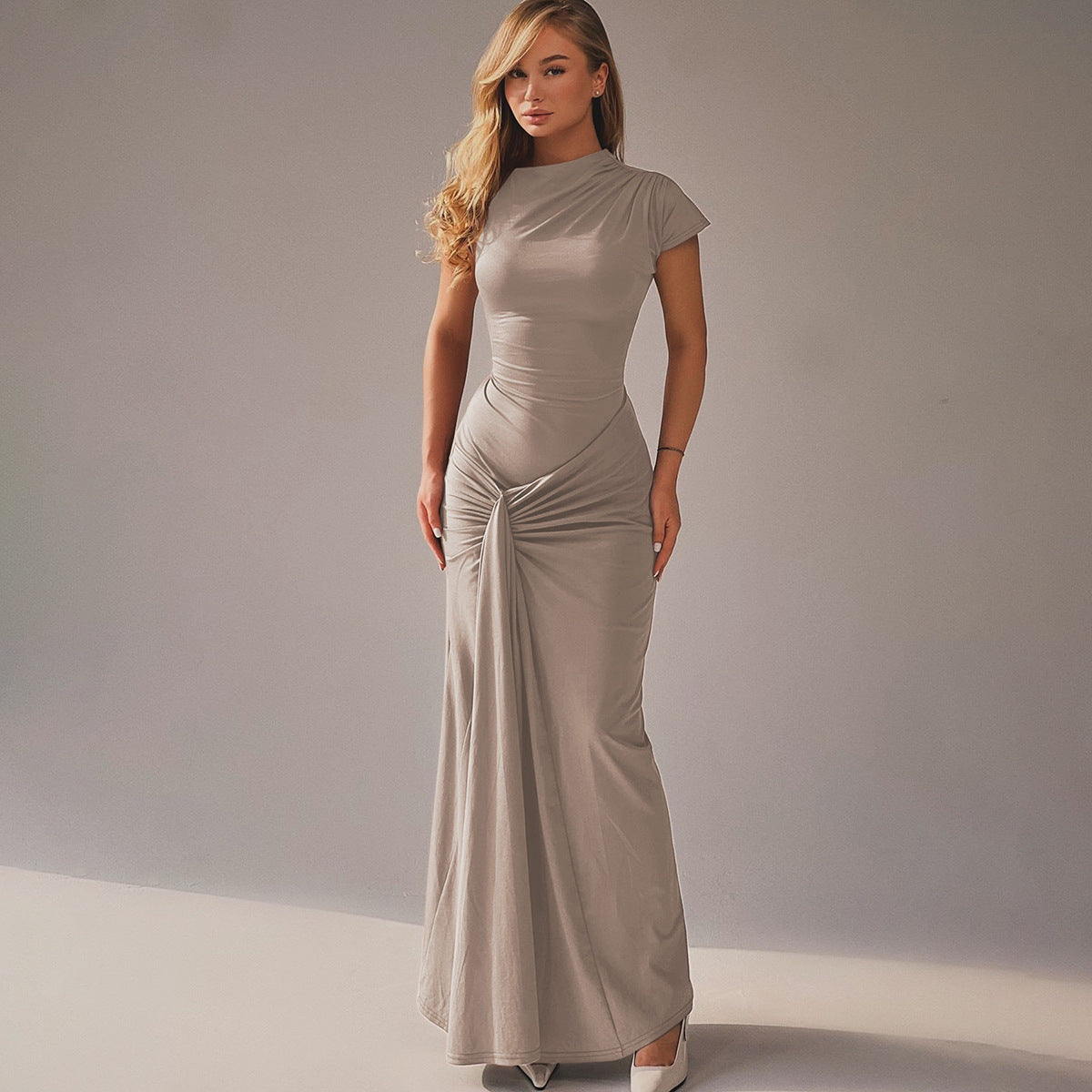 Elegant Fitted Ruffled Short Sleeve Dress