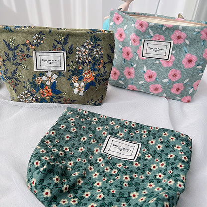 Vintage Floral Velvet Makeup Bag Portable Travel Pouch