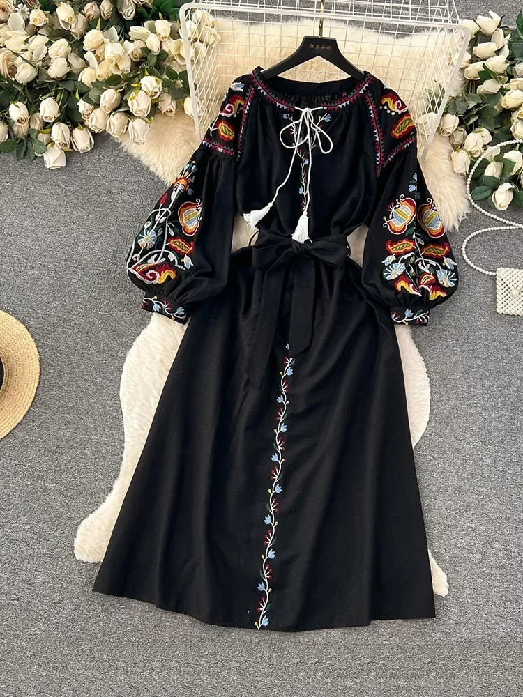 Women Spring Autumn Dress Vintage Ethnic Style Lantern Long Sleeve Embroidered Round Neck Slim A-Line Cotton Linen Dress D4930