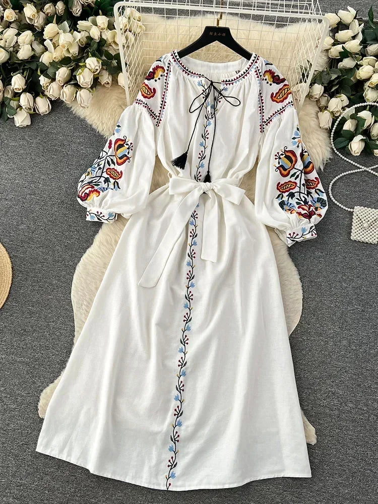 Women Spring Autumn Dress Vintage Ethnic Style Lantern Long Sleeve Embroidered Round Neck Slim A-Line Cotton Linen Dress D4930