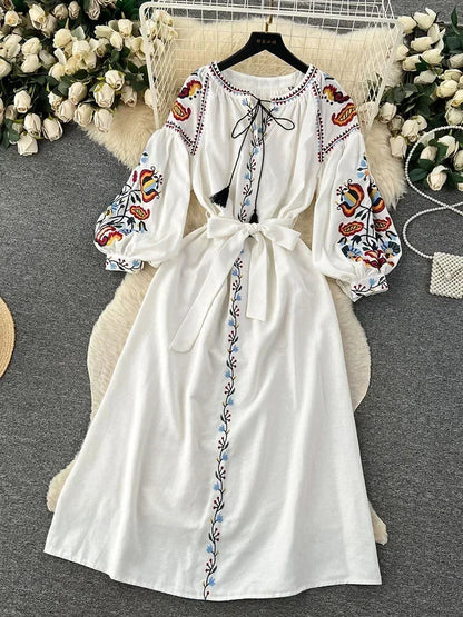 Women Spring Autumn Dress Vintage Ethnic Style Lantern Long Sleeve Embroidered Round Neck Slim A-Line Cotton Linen Dress D4930