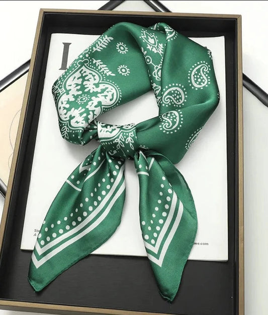 Elisa Scarf