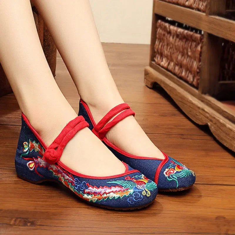Women Retro High Quality Red Embroidery Ballet Shoes Lady Casual Sweet White Anti Skid Hemp Flat Shoes Zapatos Mujer E6184X