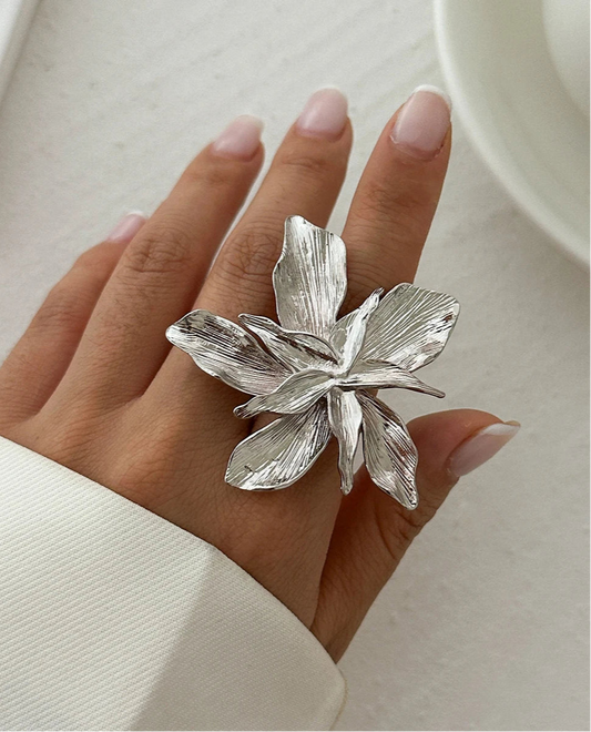 Awa Ring