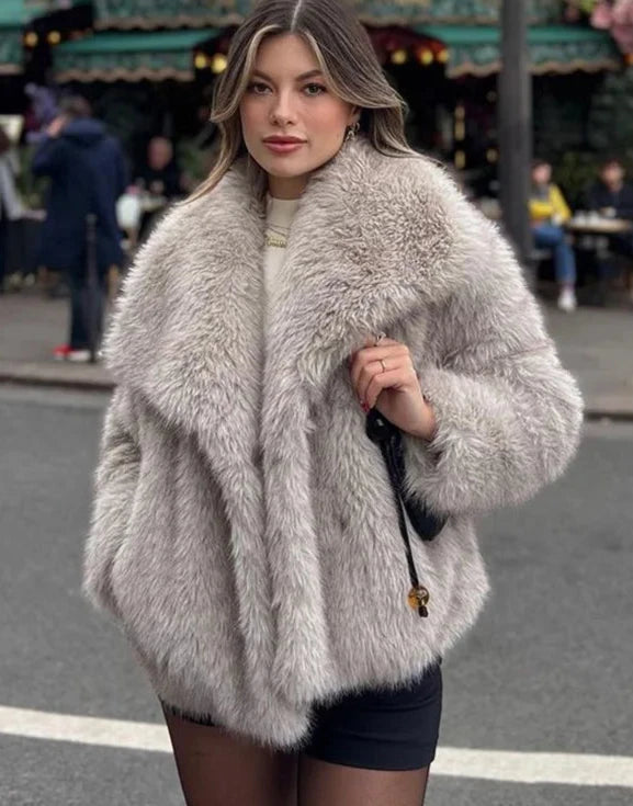Linda Coat