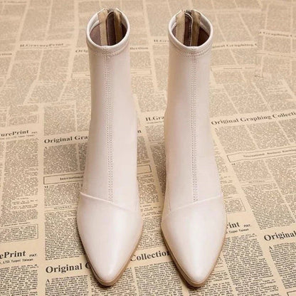 Liliana Boots