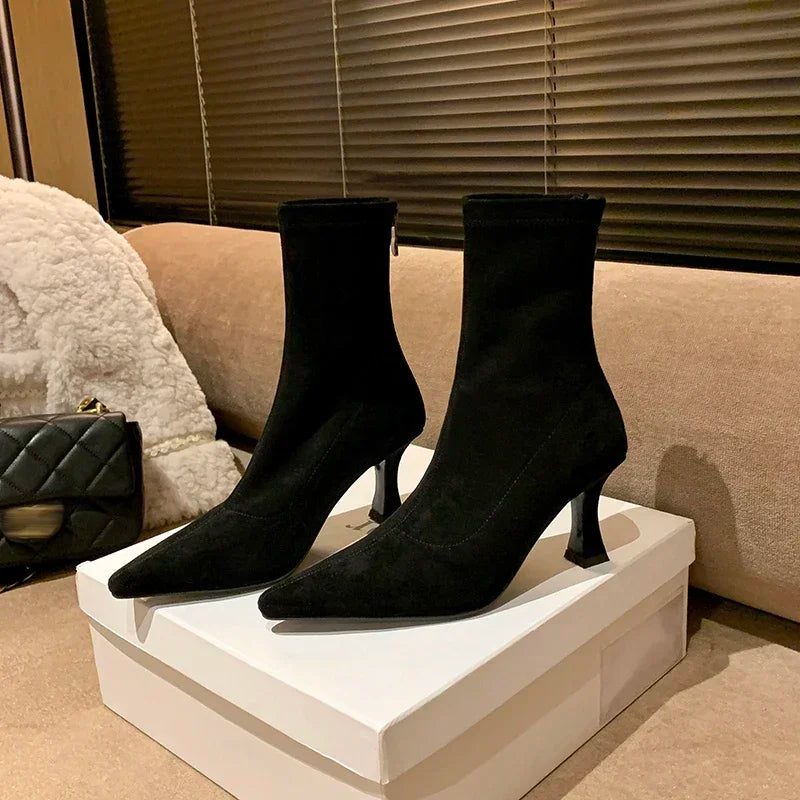 Jenesis Boots