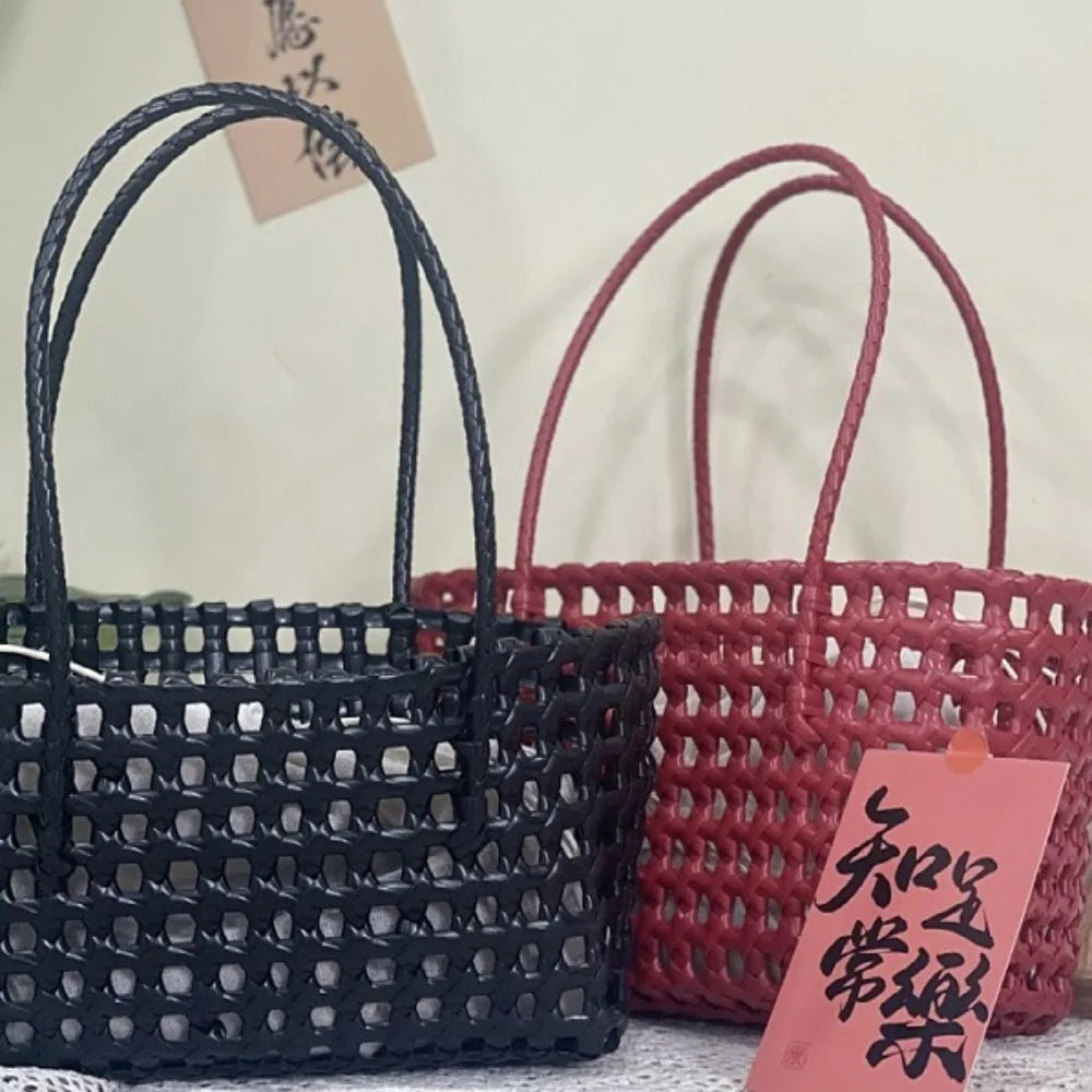 Plastic Hollow Weave Bag Countryside Style Large Capacity Beach Tote Bag Bucket Bag Bohemian Style Woman Pvc Handbag Summer