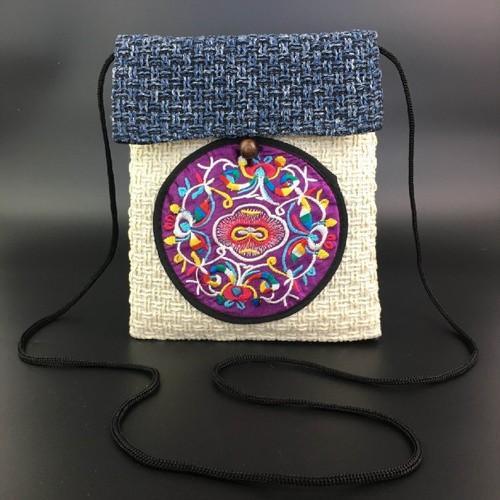 Classic National Style Embroidery Bag Embroidery Retro Rag Casual Lady One-Shoulder Bag Small Bag Oblique Bag
