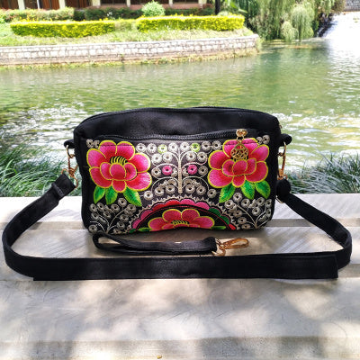 New Handheld Women'S Bag Ethnic Style Embroidery Bag Embroidery Canvas Bag Cross Shoulder Bag Handbag