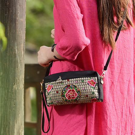 New Handheld Women'S Bag Ethnic Style Embroidery Bag Embroidery Canvas Bag Cross Shoulder Bag Handbag