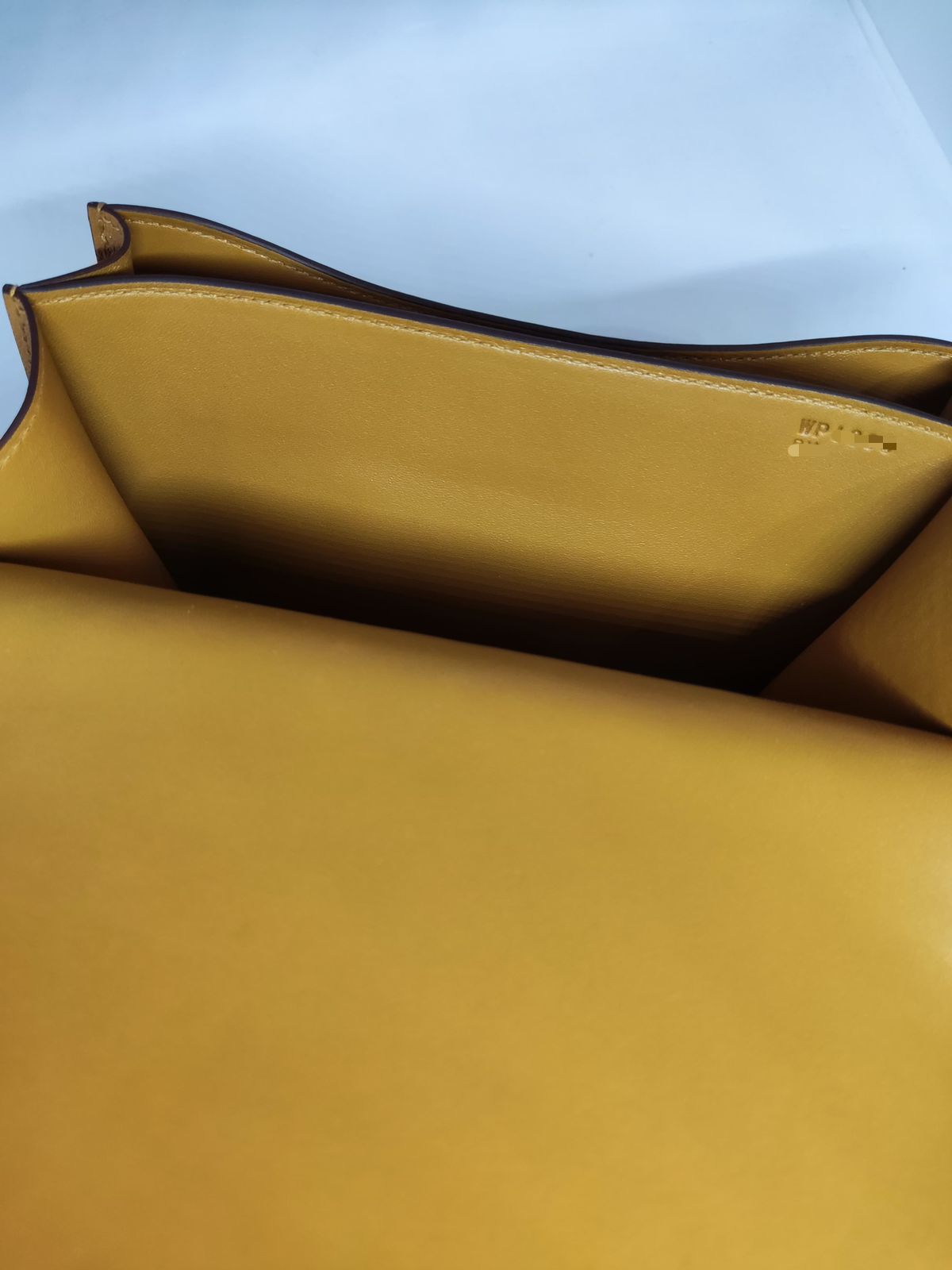 Hermès Constance 18 caramel Chevre leather with Palladium Hardware