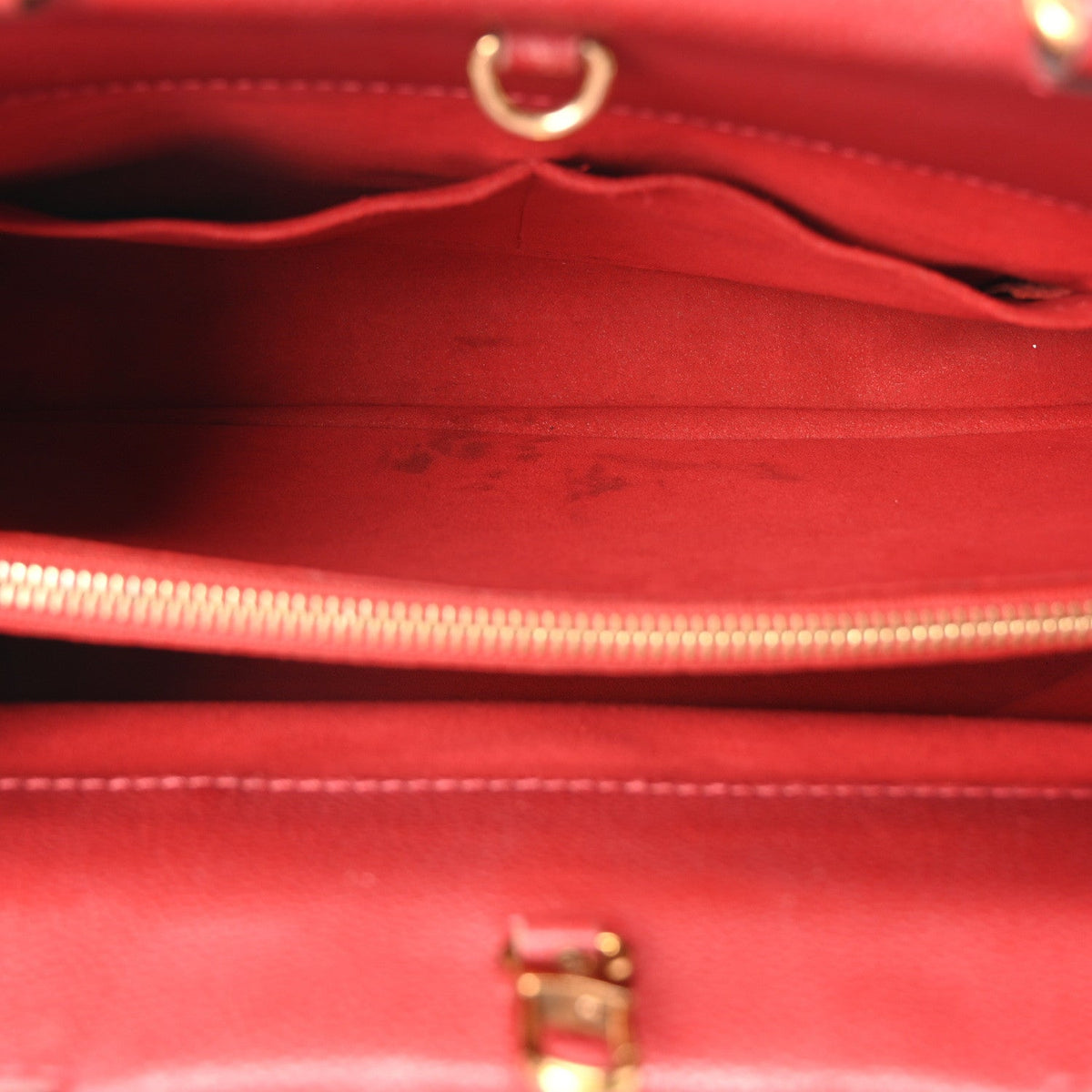 Monogram Venus Cherry