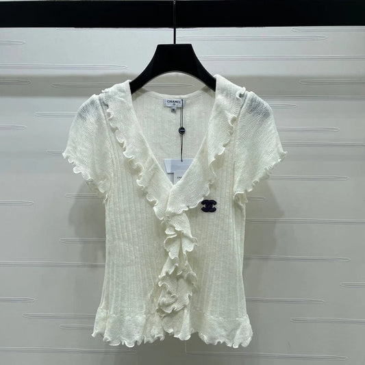 Chanel 2026 Ruffled Knit V-neck Short-sleeved T-shirt White Wool 356523