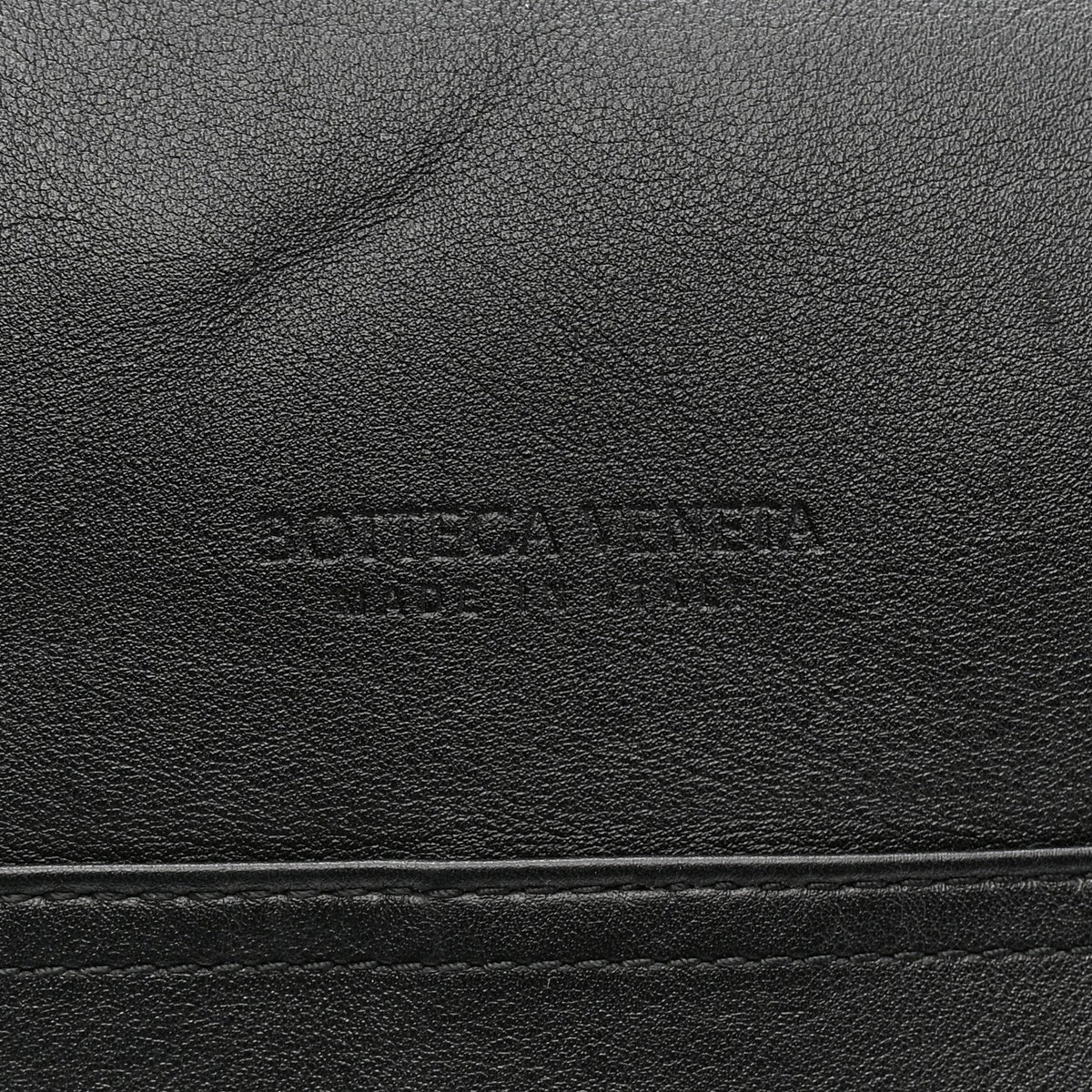 Silky Calfskin Large Hop Black