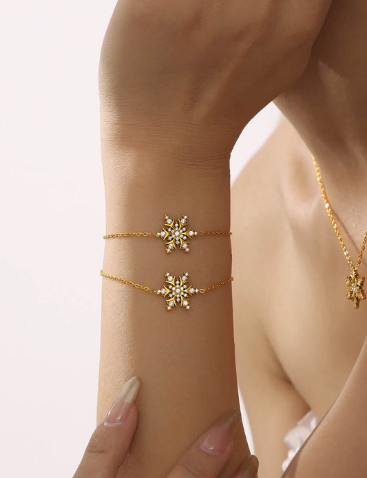 Sparking Cubic Zirconia Snowflake Chain Bracelet
