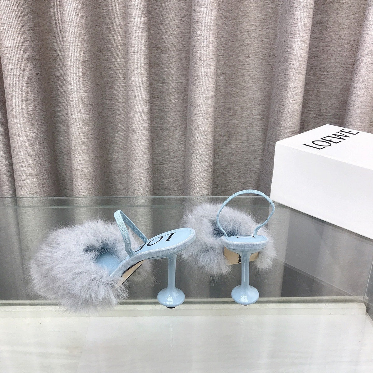 Loewe 25SS Fur-lined Mule 100 Blue in Fox Fur 597444