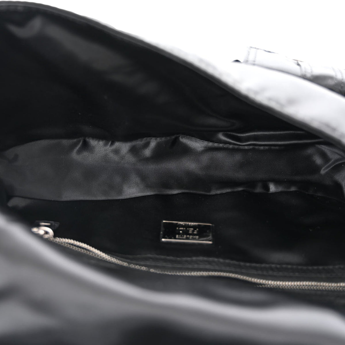 Econyl Cuoio Romano Multipocket Baguette Black