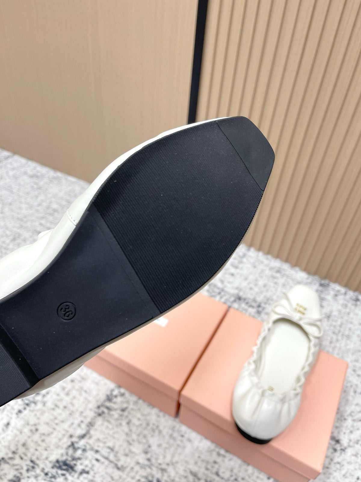 Miu Mary Jane Flat White Sheepskin 591573