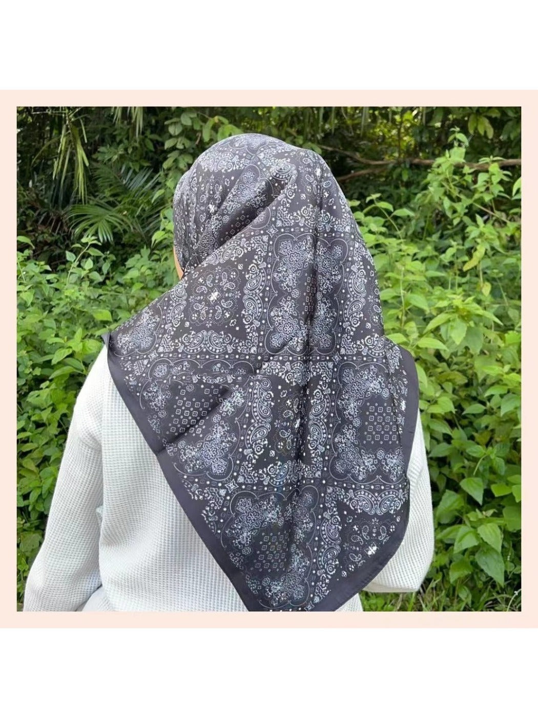 Scarvii - Ethnic Paisley Scarf - Versatile &amp; Stylish