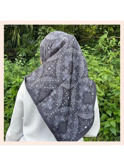 Scarvii - Ethnic Paisley Scarf - Versatile &amp; Stylish