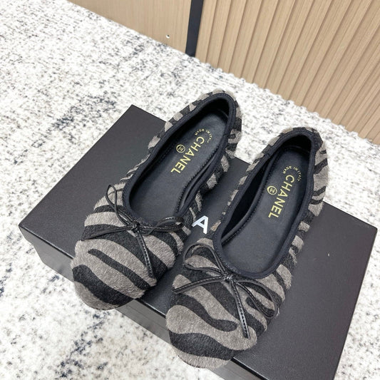 Chanel 26 Tiger Print Gray Black Ballet Flat in Sheepskin Wool 591375