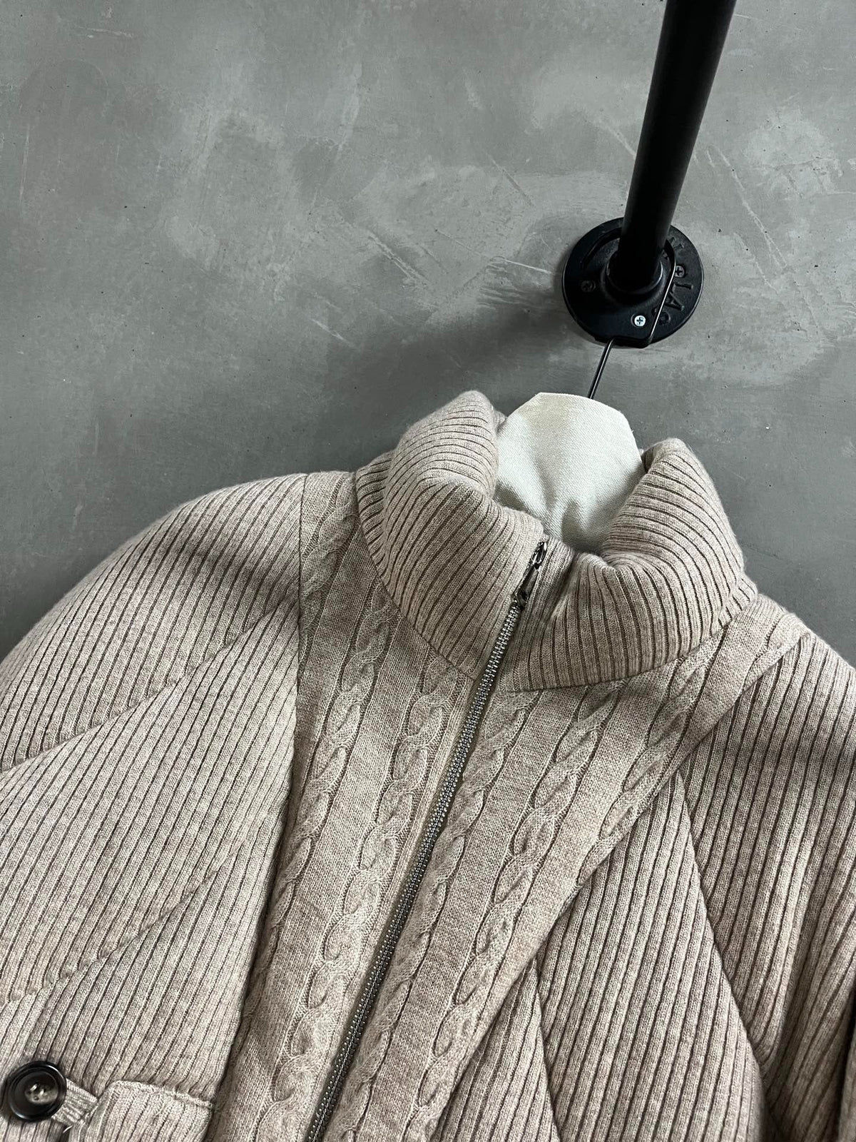 MIUMIU DOWN JACKET STYLE 691