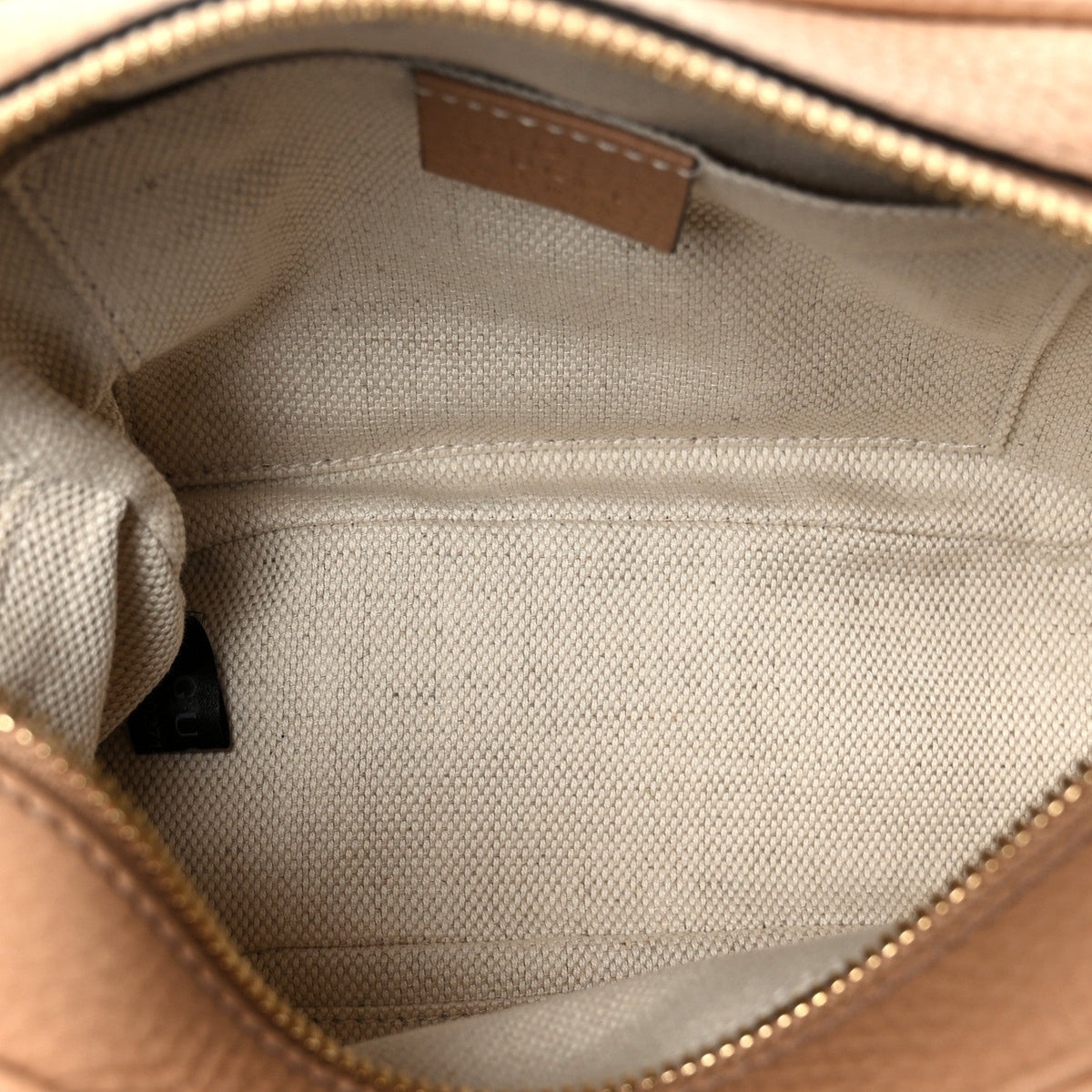 Pebbled Calfskin Small Soho Disco Bag Camelia