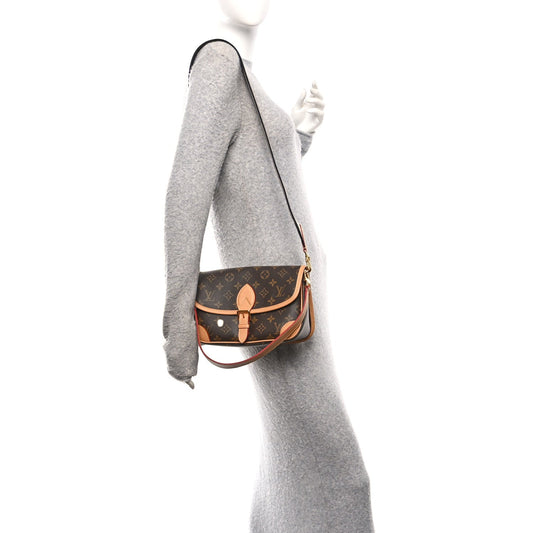 Monogram Diane Black