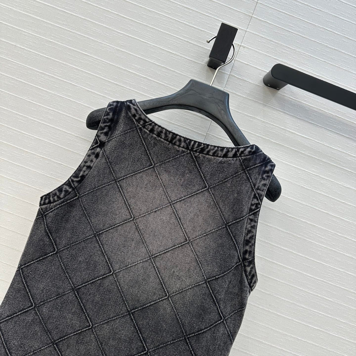 CHANEL DENIM VEST DRESS WITH DIAMOND PATTERN 276108