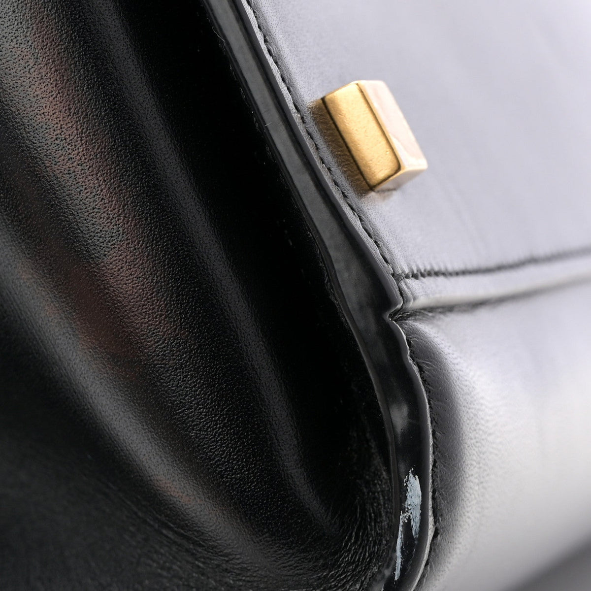 Calfskin Medium Manhattan Shopper Tote Black