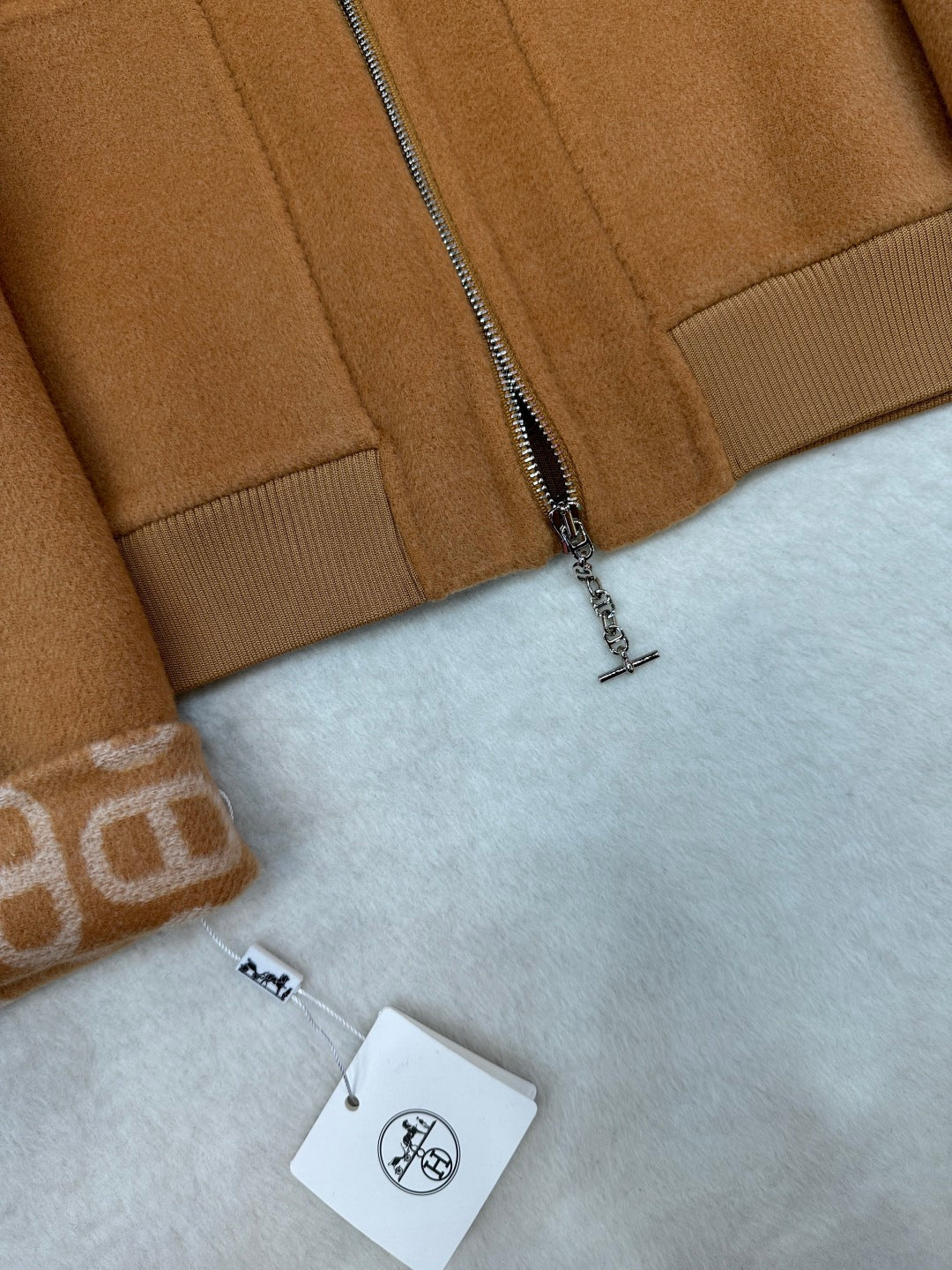 HM 25 Cashmere Cropped Coat 280337
