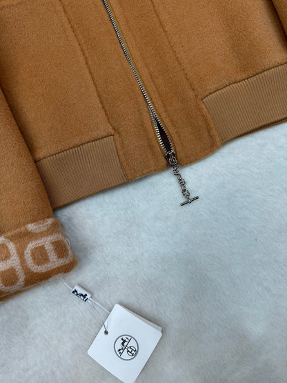 HM 25 Cashmere Cropped Coat 280337