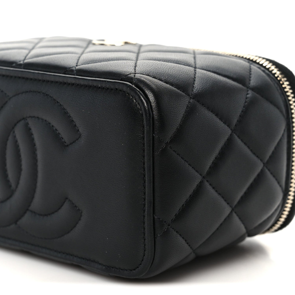Lambskin Quilted Small Top Handle Vanity Case With Chain Black