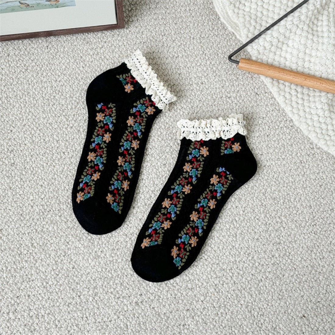 Rufia - Vintage Rolled Edge Floral Ankle Socks