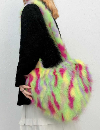 Heart Fluffy Faux Fox Fur Shoulder Bag