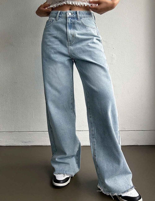 Loose Embroidered Pocket Straight Leg Jeans